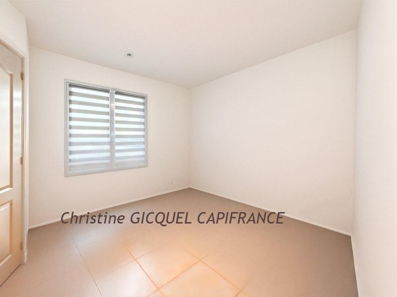 Maison - 212 m² - 10 pièces