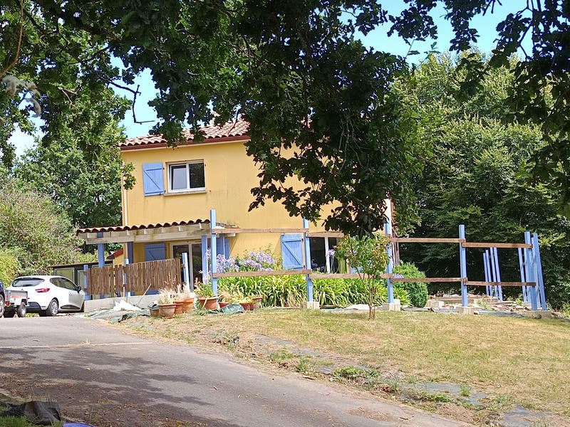 Maison - 142 m² - 6 pièces