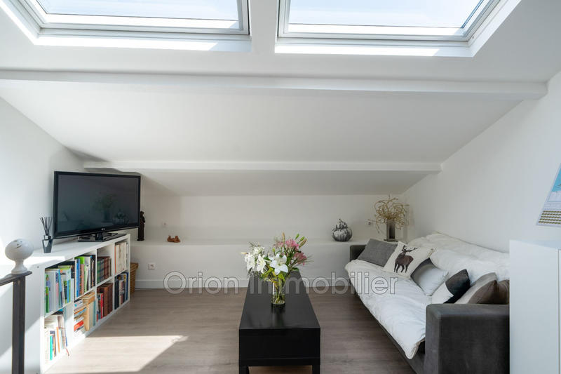 Maison - 198 m² - 8 pièces