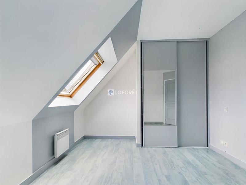 Maison - 98 m² - 5 pièces