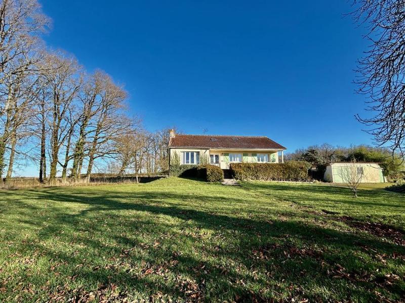 Propriété - 540 m² - 18 pièces