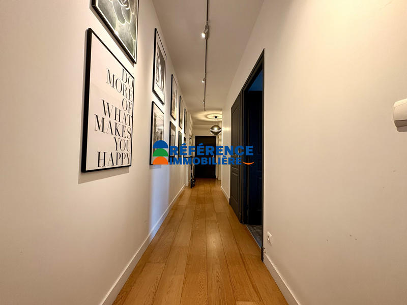 Appartement - 85 m² - 3 pièces