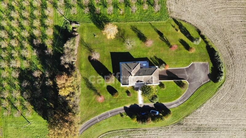 Villa - 188 m² - 6 pièces