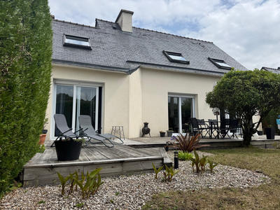 Maison - 101 m² - 6 pièces