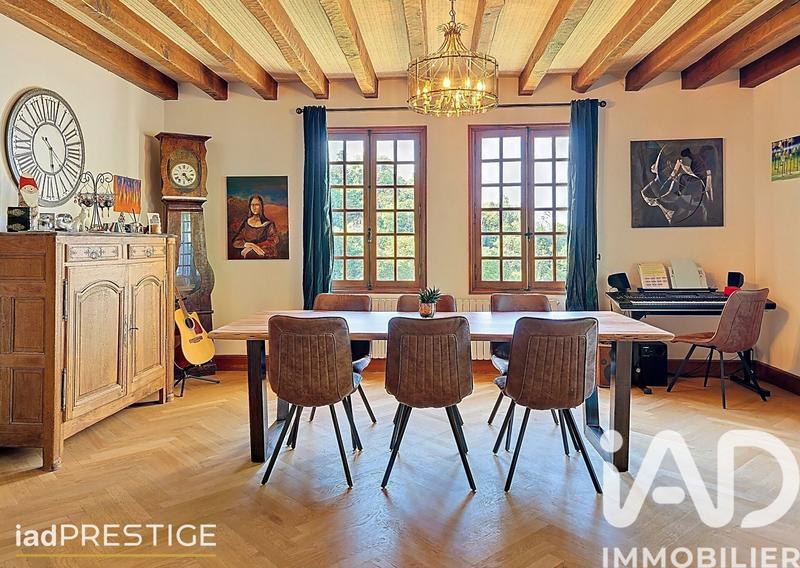 Maison - 350 m² - 8 pièces