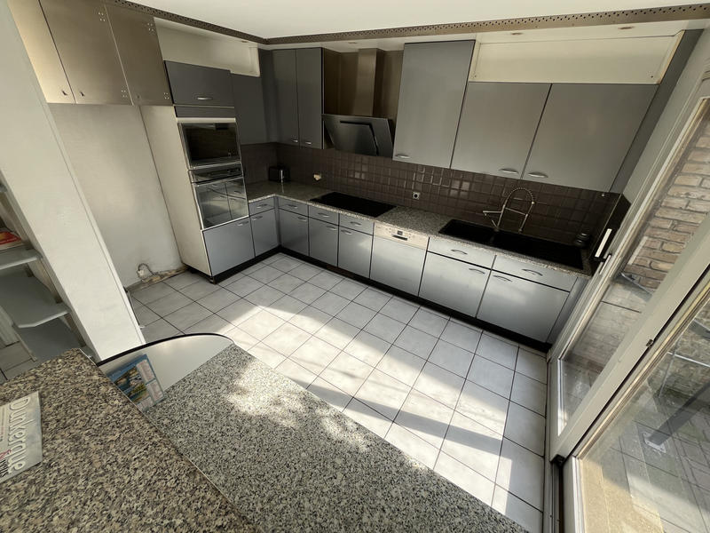 Maison - 199 m² - 8 pièces