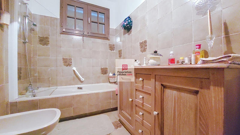 Maison - 143 m² - 6 pièces