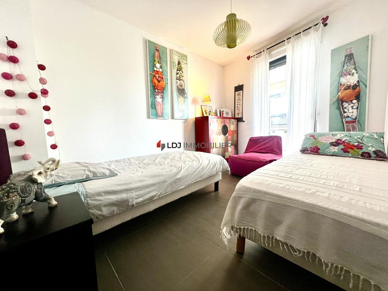 Appartement - 96 m² - 4 pièces