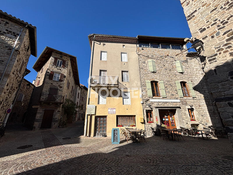 Immeuble - 200 m² - 10 pièces