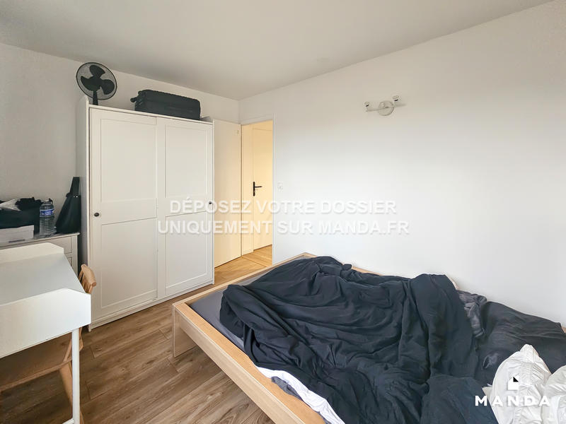 Chambre - 10 m² - 5 pièces