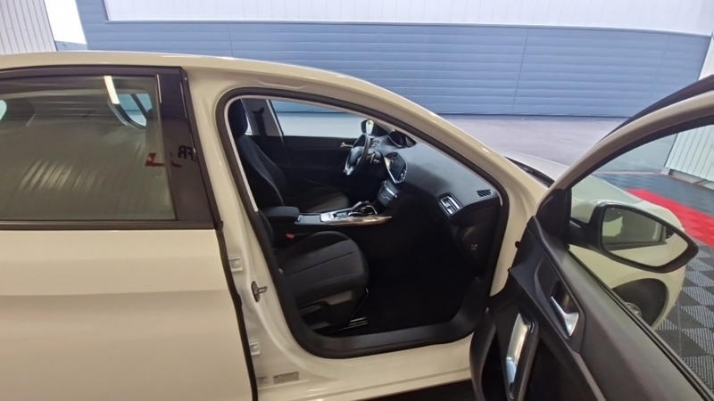 Peugeot 308 Societe puretech 130ch ss eat8 active business