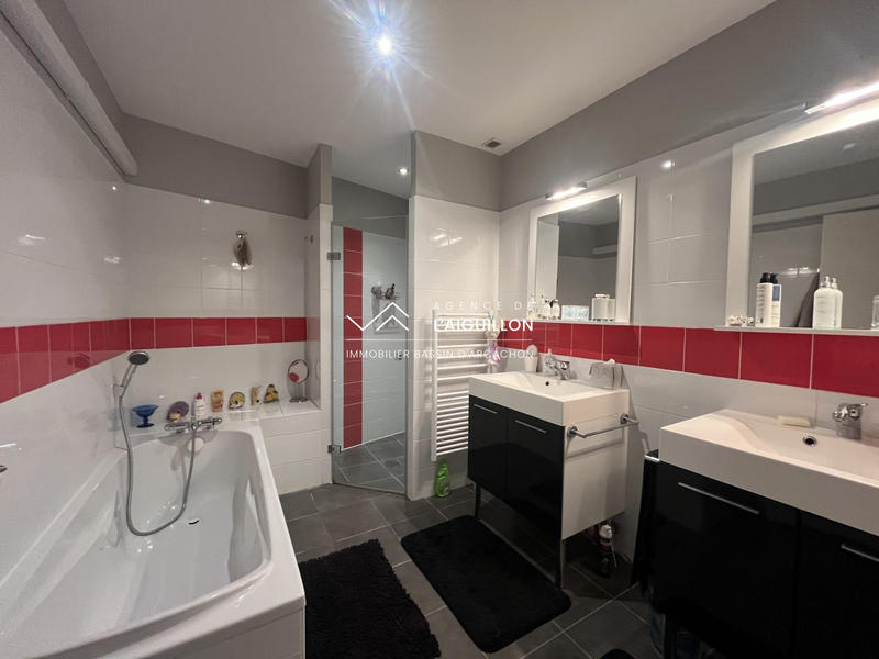 Maison - 160 m² - 5 pièces