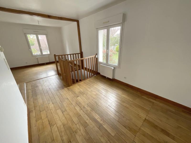 Maison - 99 m² - 5 pièces