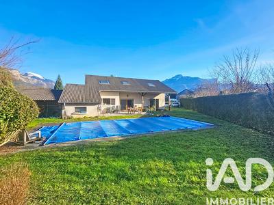 Maison de maîtres - 193 m² - 10 pièces