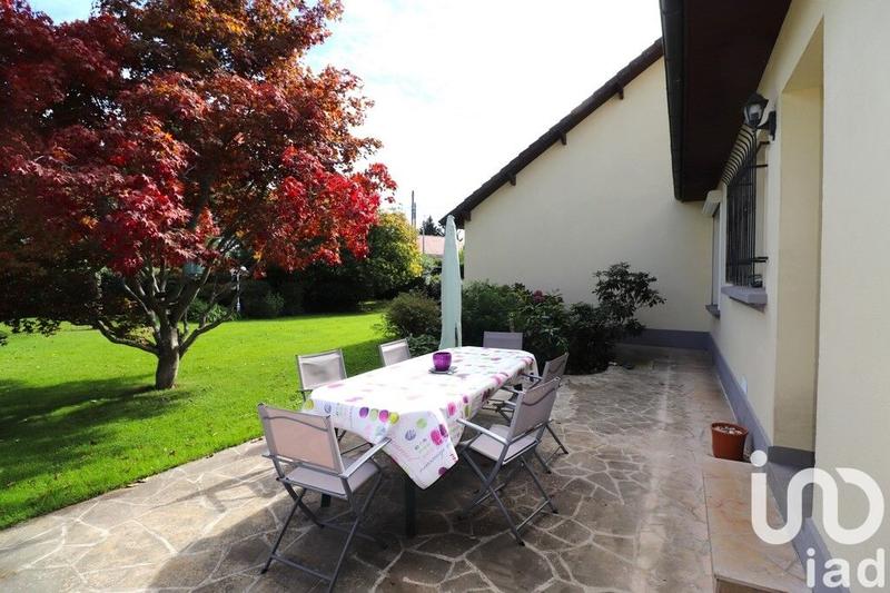 Maison - 180 m² - 8 pièces