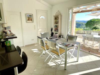 Maison - 60 m² - 3 pièces