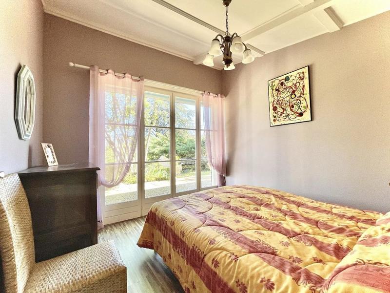 Demeure - 491 m² - 16 pièces