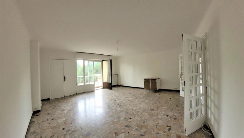 Appartement - 92 m² - 4 pièces