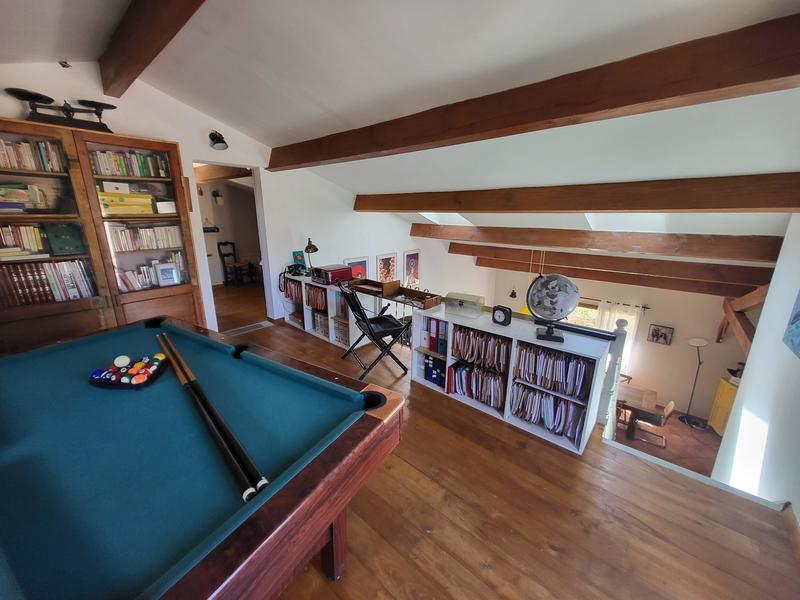 Maison - 177 m² - 7 pièces