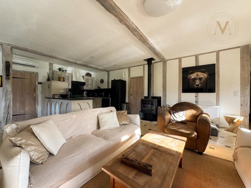 Haras - 250 m² - 6 pièces