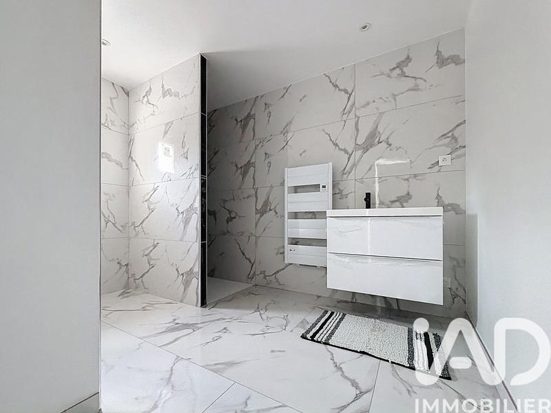 Maison - 127 m² - 7 pièces