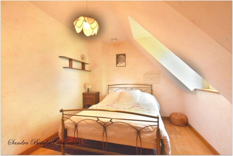 Propriété - 273 m² - 12 pièces