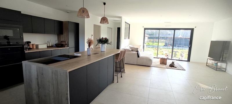 Maison - 112 m² - 4 pièces