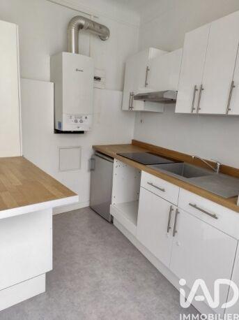 Maison de ville - 180 m² - 9 pièces