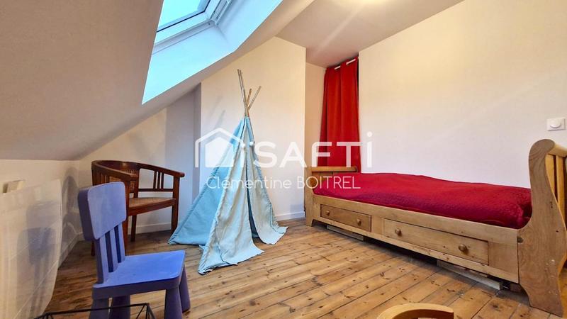 Maison - 100 m² - 6 pièces