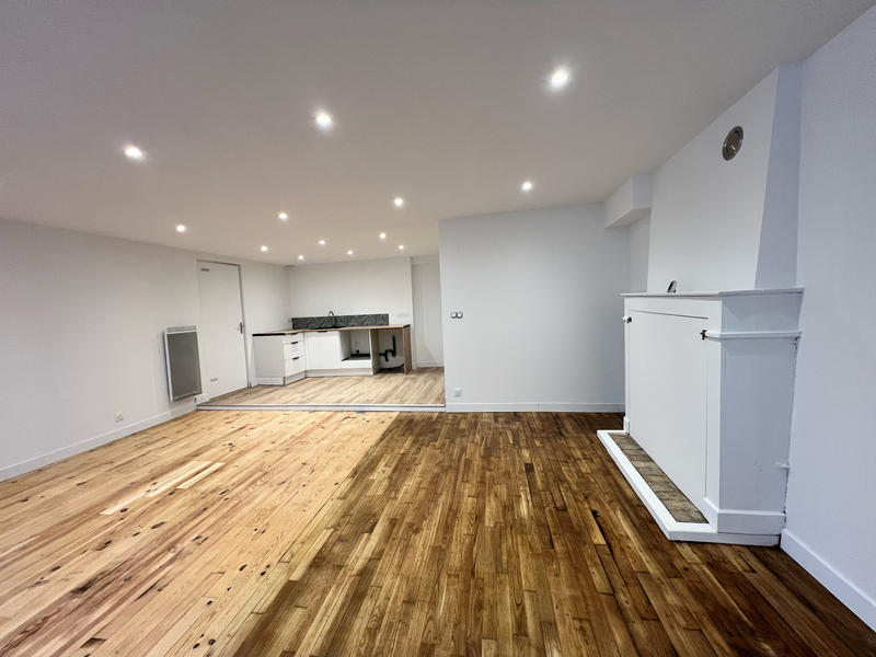 Maison - 90 m² - 3 pièces