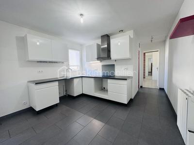 Appartement - 60 m² - 2 pièces