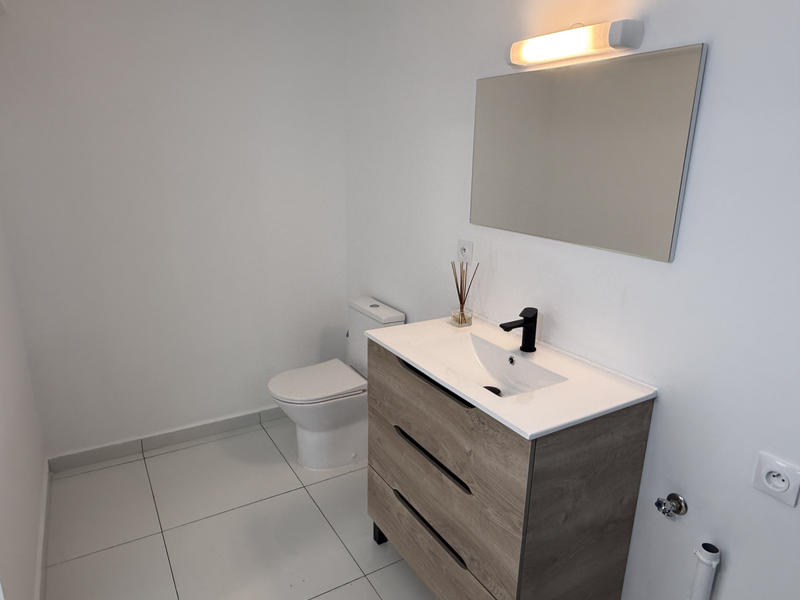 Appartement - 104 m² - 6 pièces