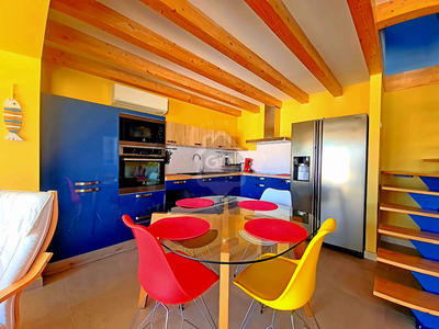 Immeuble - 102 m² - 5 pièces