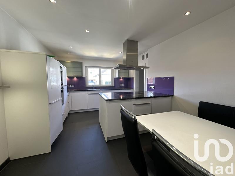 Appartement - 209 m² - 5 pièces