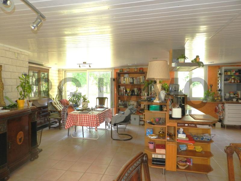 Maison - 141 m² - 7 pièces
