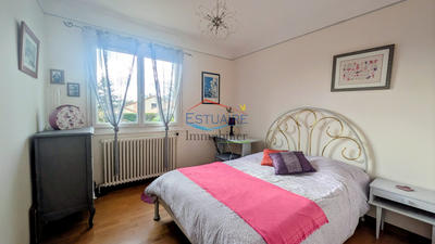 Maison traditionnelle - 123 m² - 5 pièces