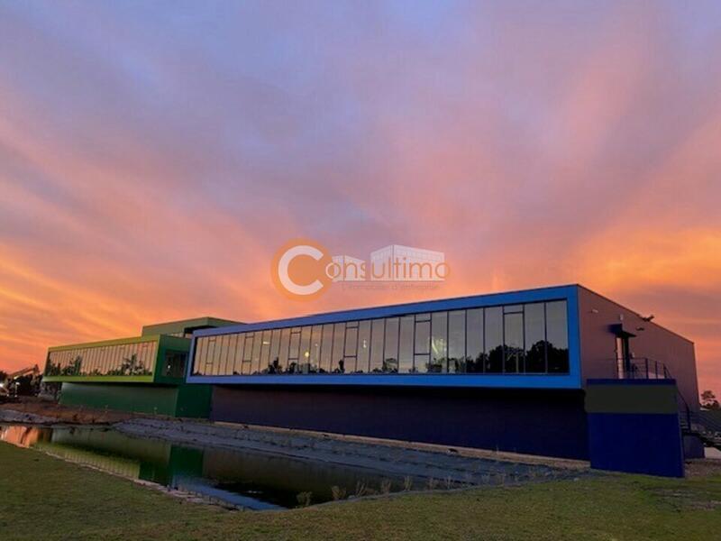 Local d'activité / Entrepôt - 1 500 m²