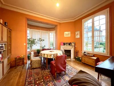 Maison ancienne - 151 m² - 6 pièces