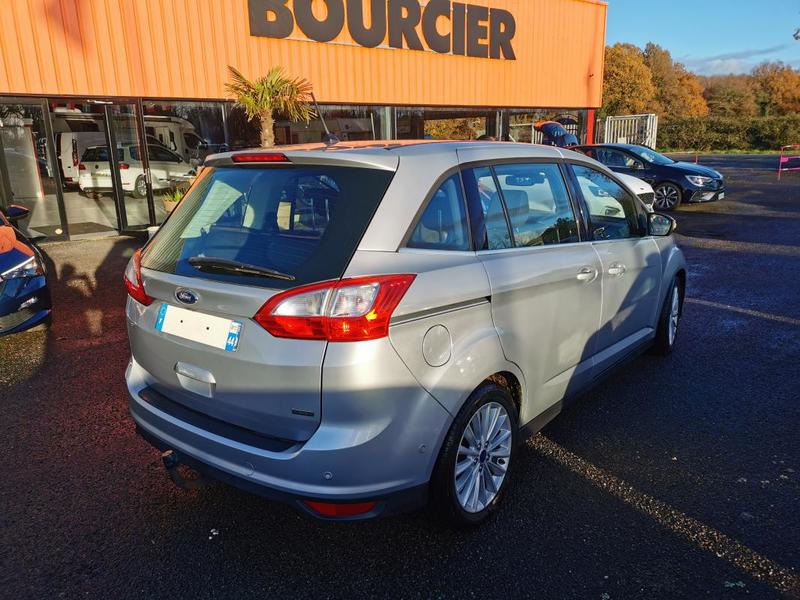 Ford Grand c-Max 1.0 EcoBoost 125 ch Titanium