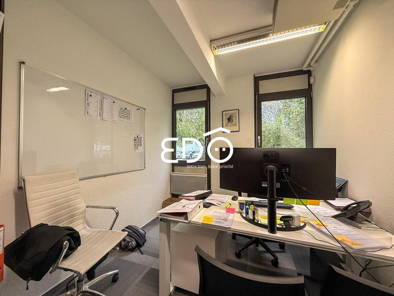 Local commercial - 135 m²