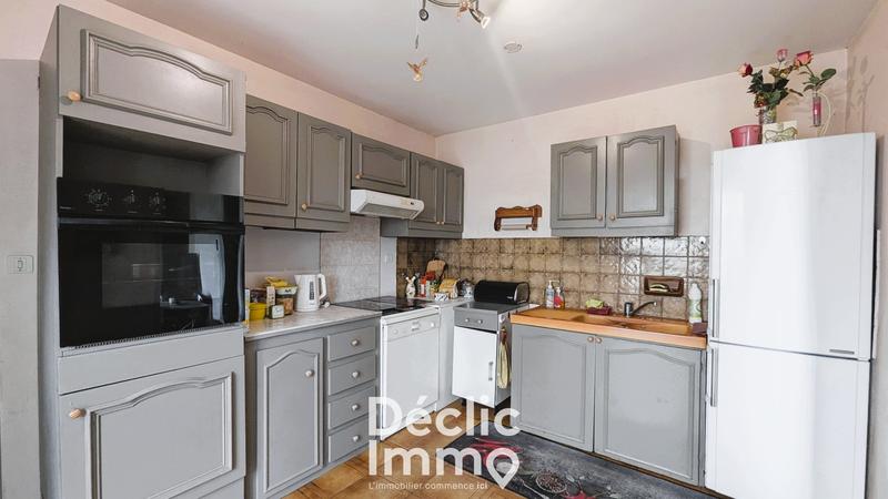 Maison - 90 m² - 5 pièces