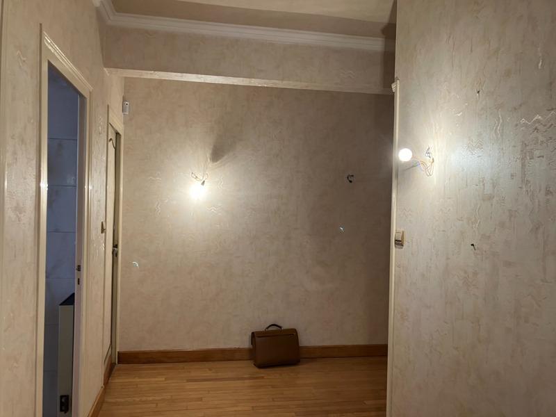 Maison - 174 m² - 9 pièces