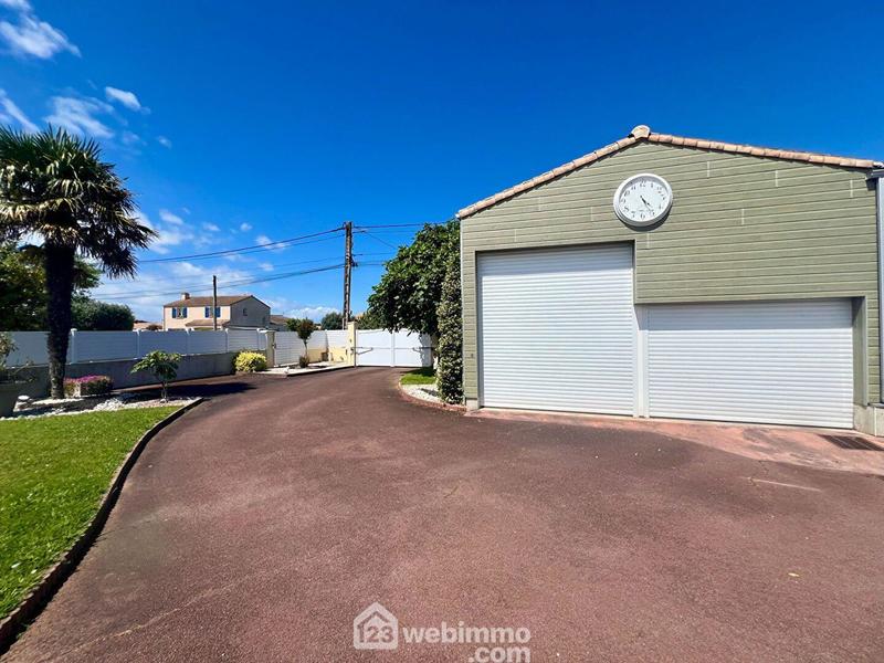 Maison - 165 m² - 7 pièces