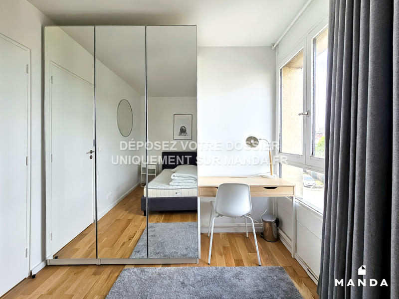 Chambre - 9 m² - 7 pièces