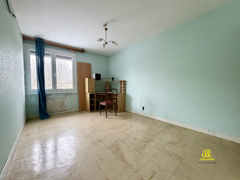 Appartement - 94 m² - 5 pièces