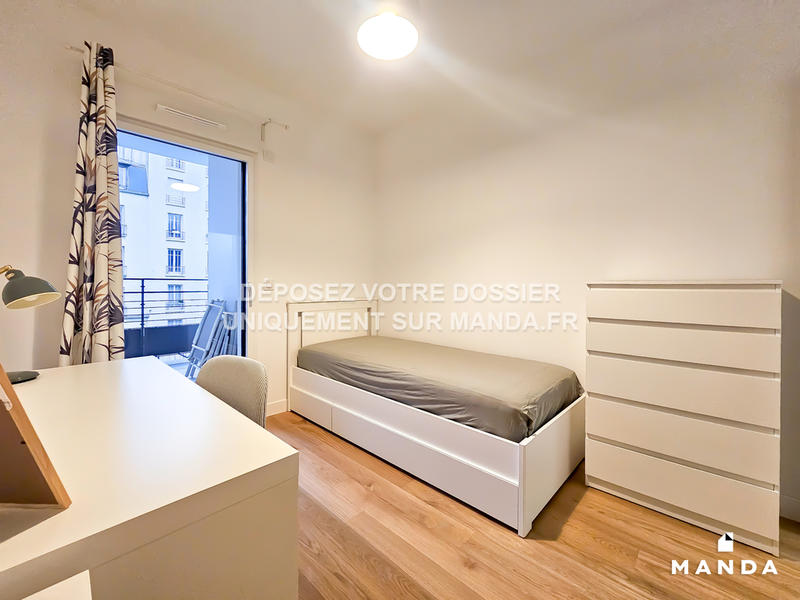 Chambre - 10 m² - 4 pièces