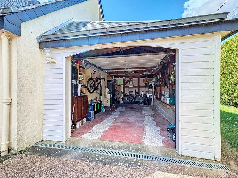 Maison - 217 m² - 10 pièces