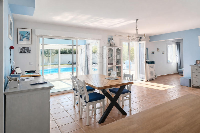 Maison - 97 m² - 4 pièces