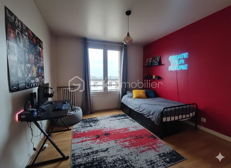 Appartement - 93 m² - 5 pièces