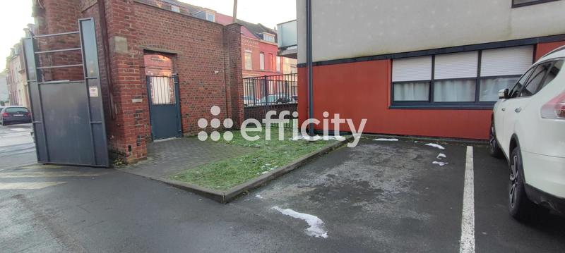 Immeuble - 141 m² - 6 pièces